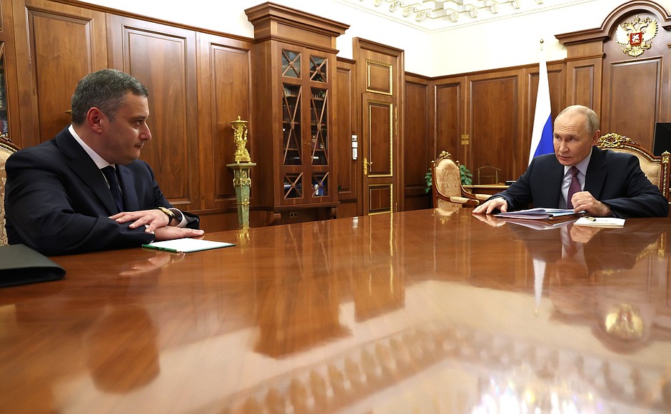 Vladimir Putin a numit un nou guvernator al regiunii Kursk - vladimir-1733677509.jpg