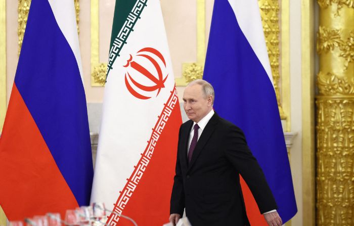 Vladimir Putin a promulgat acordul de asociere strategică între Rusia şi Iran - vladimir-1745586765.jpg