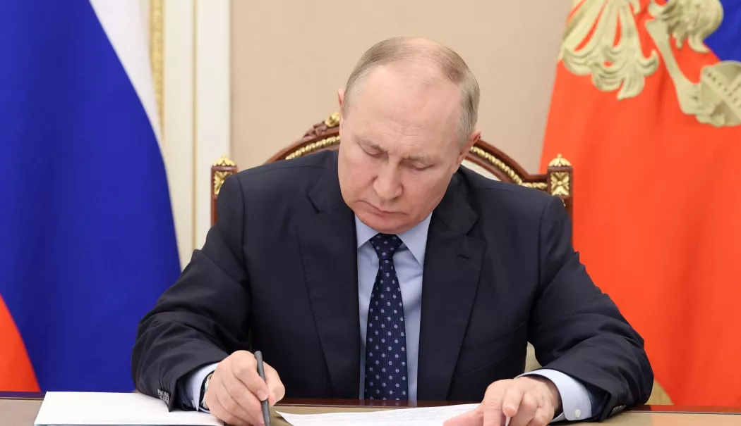 Vladimir Putin a autorizat utilizarea armelor de foc de către grupuri private pentru a proteja instalațiile energetice - vladimir-1774431843.webp