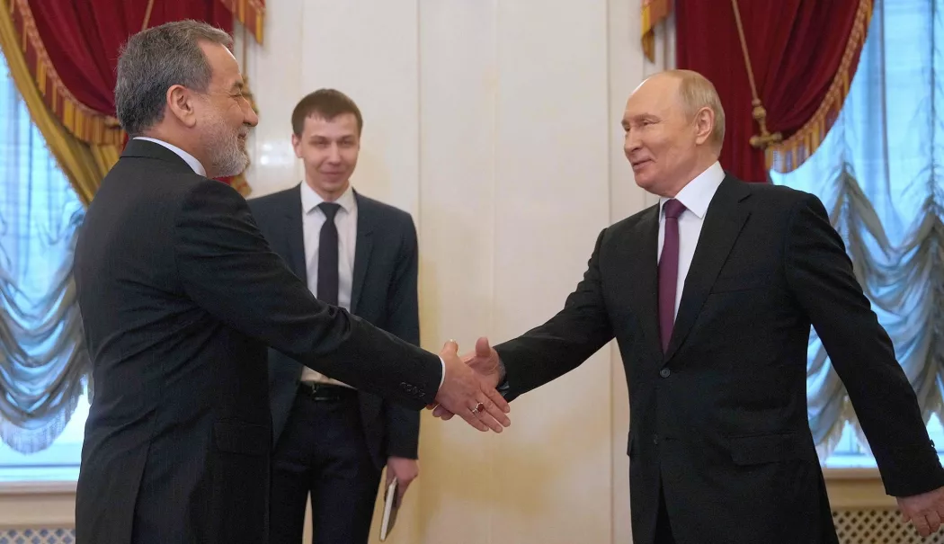 Vladimir Putin promite Iranului că Rusia va face totul pentru pace în Orientul Mijlociu - vladimir-1777368012.webp