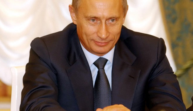 Partidul lui Putin va avea majoritatea absolută în Parlament - vladimirputin-1323092378.jpg