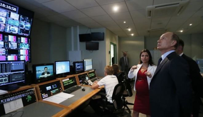 Una dintre cele mai mari agenții de presă va fi desființată - vladimirputinstudiotv86537400-1386590731.jpg