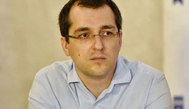 Vlad Voiculescu de la USR-PLUS, critici la adresa premierului României - voiculescuusr-1606851713.jpg