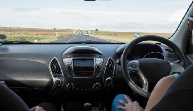 Mașinile cu volan pe dreapta, INTERZISE în România. Ministrul Transporturilor a semnat ordinul - volan-1534577088.jpg