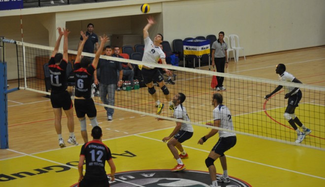 3-2, scorul preferat de echipele constănțene - volei-1319388638.jpg