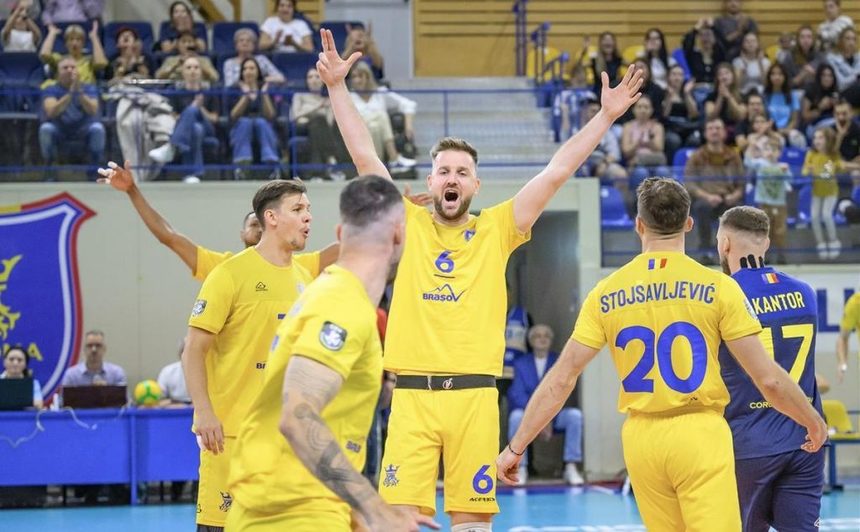 Corona Braşov s-a calificat dramatic în turul al treilea al Ligii Campionilor la volei - volei-corona-1728476295.jpg