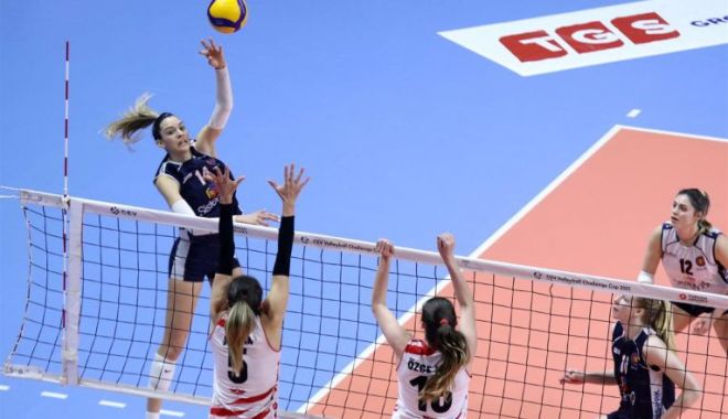 Volei / Alexia Căruţaşu, 47 de puncte într-o semifinală de cupă europeană! - voleialexia-1614791754.jpg