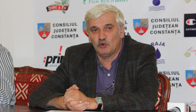 Victorie mare pentru CSV 2004 Tomis - voleicsv1351074336-1351111154.jpg