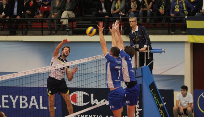 CVM Tomis joacă, astăzi, derby-ul cu Știința Baia Mare - voleicvmtomis3-1353873375.jpg