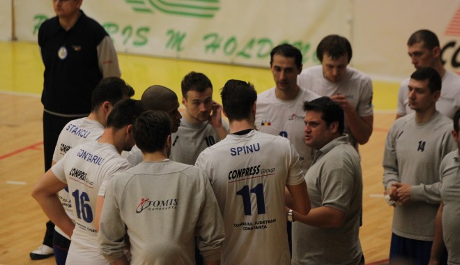 Volei / CVM Tomis a plecat într-un cantonament în Bulgaria - voleicvmtomis50-1376918939.jpg