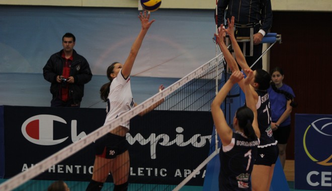 Volei / CSV 2004 Tomis, victorie cu CS Volei Alba Blaj - voleifete22-1359280216.jpg