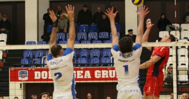 Cupa Mării Negre la volei, de mâine, la Sala Sporturilor - voleimasculincvmtomisvcmlpspiatr-1348690177.jpg