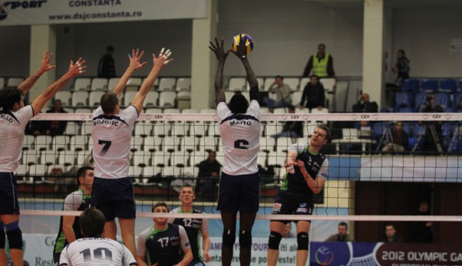 CVM Tomis, tot mai aproape de finală - voleitomis38-1332530621.jpg
