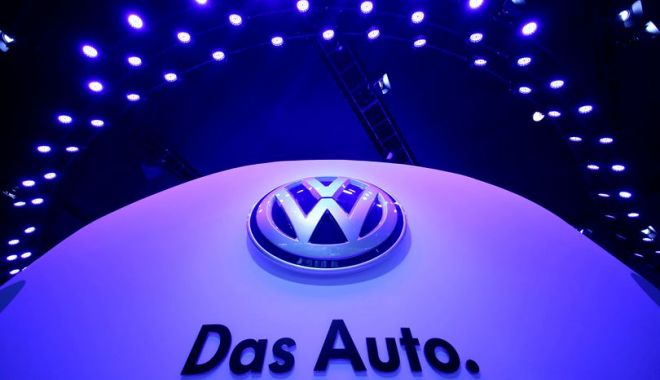 Volkswagen își modifică sigla! - volkswagen-1523966294.jpg