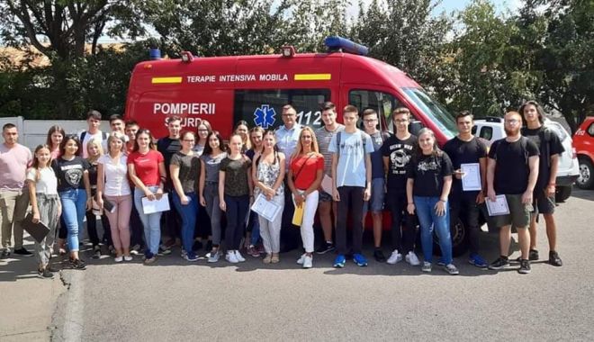 Peste 135 voluntari ISU au finalizat cursurile de prim-ajutor - voluntari-1565209281.jpg
