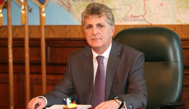 Ministrul Dușa: 