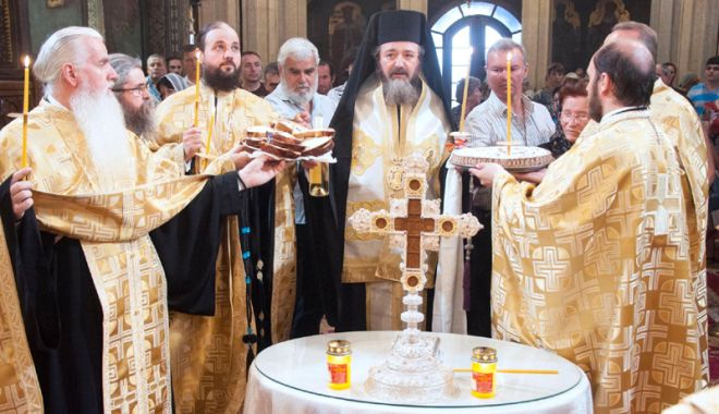 Vor avea curaj să înhame Biserica și Armata la jugul bugetar? - voraveacurajsainhamebisericasiar-1544452826.jpg