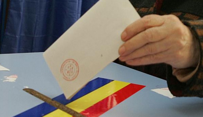 AFP: Românii se prezintă la urne pentru a-și alege primarii, pe fondul scandalurilor de corupție - vot-1465113444.jpg