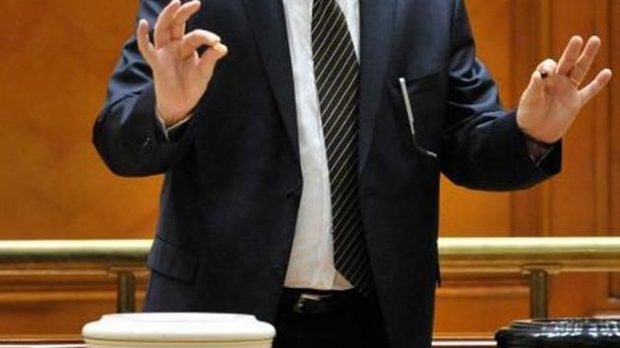 USR ar putea cere comisie de anchetă privind votul la moțiunea de cenzură - vot-1498387928.jpg