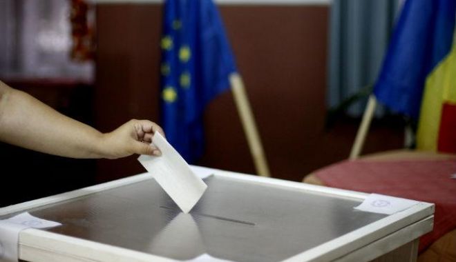 Referendum 2018 /  Prezența la vot, până la ora 16.00, a fost de 3,78%. Cât s-a votat în diaspora - vot123-1538839122.jpg