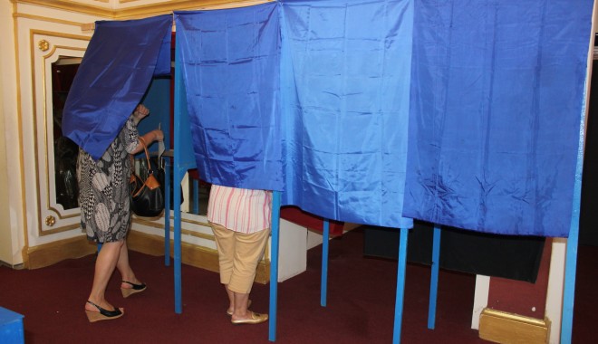 Alegeri la Mangalia/ Vezi cum decurge procesul de votare - votare10iunie201254-1340544112.jpg
