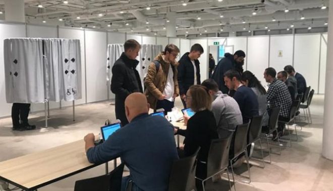 Peste 39.000 de români din diaspora vor vota prin corespondenţă - votdiaspora-1606934031.jpg