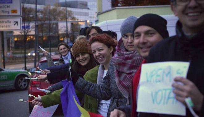 Românii din Paris și-au pierdut răbdarea: 