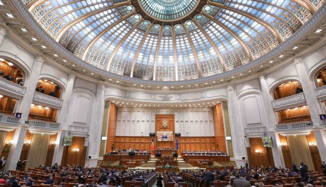 Parlamentul a validat candidații pentru funcţiile de vicepreşedinţi şi consilieri ai Curţii de Conturi