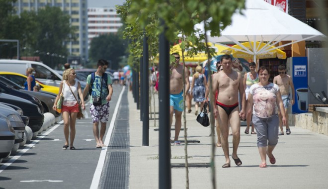 Voucherele de vacanță, amânate pentru anul 2015 - vouchereledevacanta-1408983069.jpg