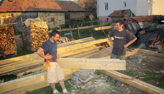 Vrei să muncești în străinătate. Iată ce posturi se caută în Israel - vreisamuncestiinstrainatate-1420826168.jpg