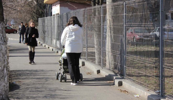 Vreme însorită și în încălzire, la Constanța - vreme-1365689900.jpg