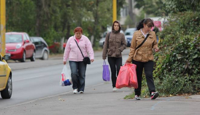 Cer înnorat și maxime de 16 grade Celsius, astăzi, la Constanța - vreme-1444318602.jpg