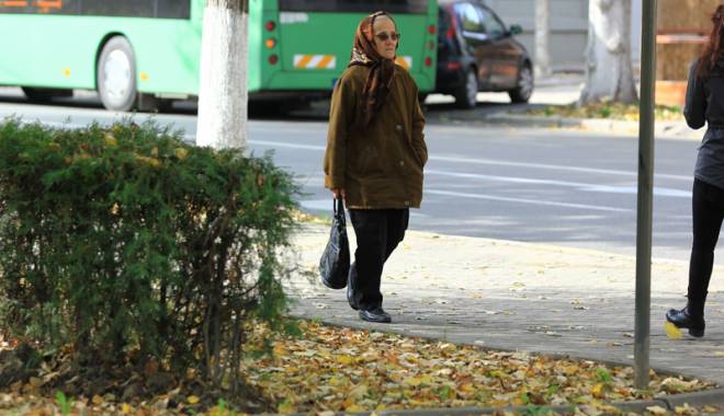 Cer parțial înnorat și maxime de 13 grade Celsius, astăzi, la Constanța - vreme-1446058316.jpg