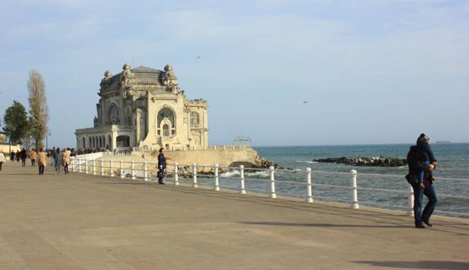 Cum va fi vremea în week-end,  la Constanța - vreme-1450465175.jpg