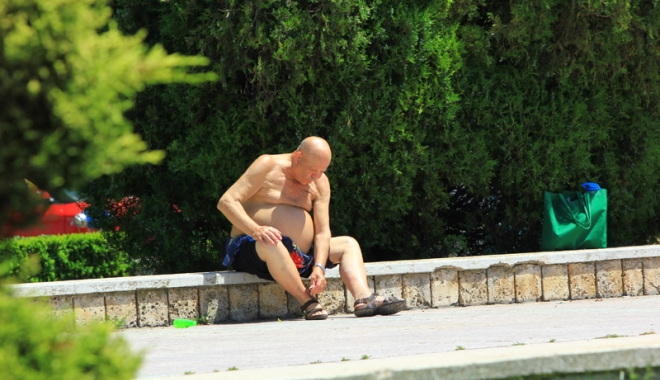 Vreme însorită și maxime de 29 de grade Celsius, astăzi, la Constanța - vreme-1467904409.jpg
