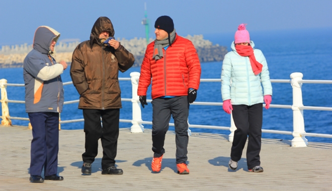 Soare și foarte cald, în week-end, la Constanța - vreme-1486138751.jpg