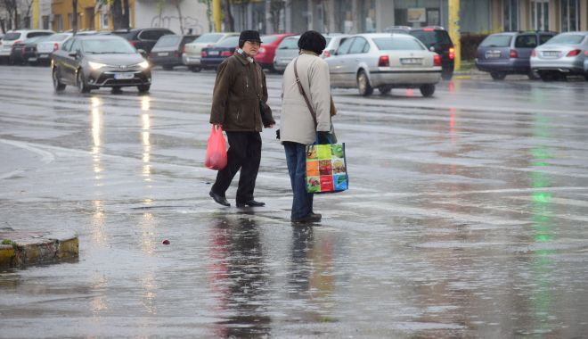 Vreme rece, cu lapoviță și ninsori, săptămâna aceasta, la Constanța - vreme-1584898316.jpg
