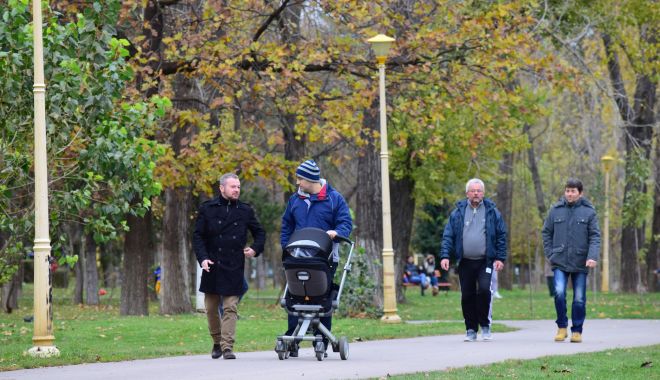 Vreme închisă şi rece, la malul mării - vreme-1633027264.jpg