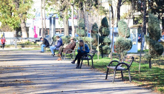Vreme preponderent însorită, dar rece, la malul mării - vreme-1636570848.jpg