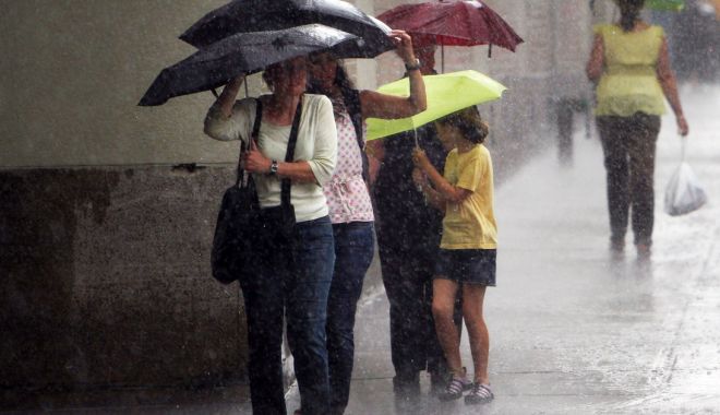 O NOUĂ AVERTIZARE DE VREME REA PENTRU CONSTANŢA! Ploi, vijelii, grindină!