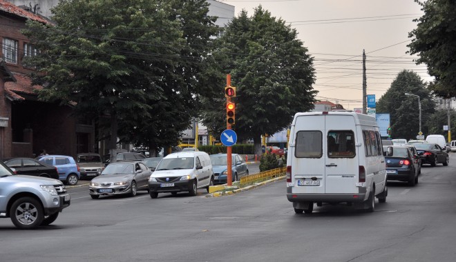 Cum va fi vremea mâine, la Constanța - vremea-1349704999.jpg