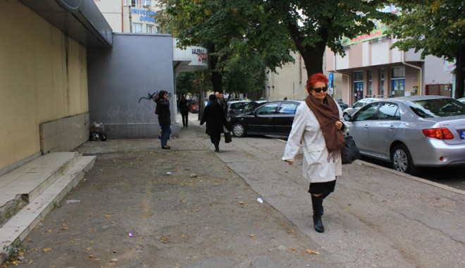 Astăzi, soare și cer variabil,  de mâine vin ploile la Constanța - vremea-1381766466.jpg