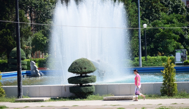 Vreme deosebit de caldă,  astăzi, la Constanța - vremea-1505144164.jpg