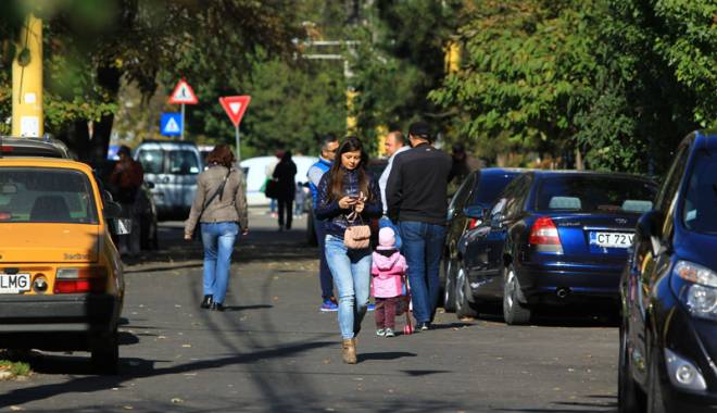 Cer parțial înnorat și maxime de 15 grade Celsius, astăzi, la Constanța - vremea3-1446649191.jpg