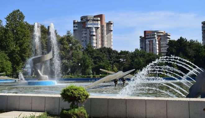 Zile de foc la malul mării. Temperaturile maxime vor depăși 35 de grade