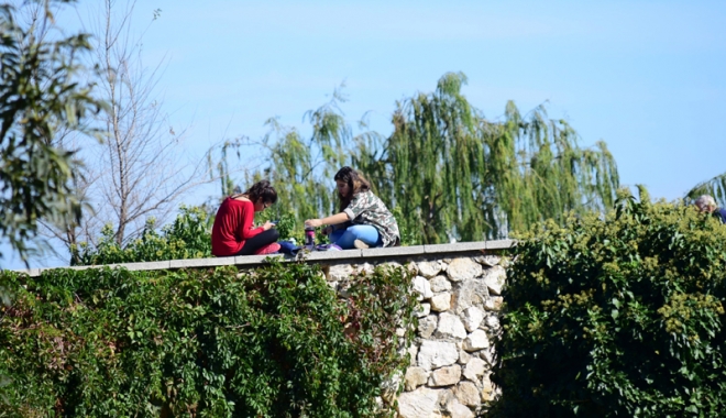 Vreme deosebit de caldă, astăzi și mâine, la Constanța - vremea6-1507730829.jpg
