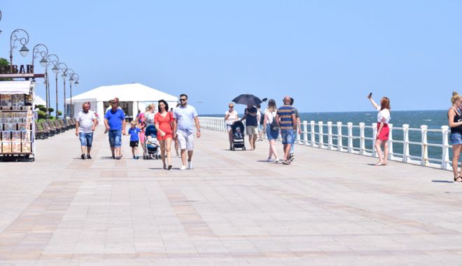 Vreme instabilă și furtuni cu fulgere, la Constanța - vremeafalezacazino2-1536077569.jpg