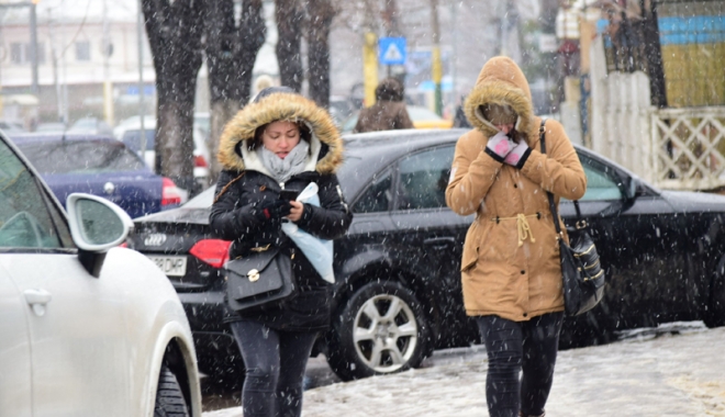Cod galben de viscol  și precipitații  abundente,  la Constanța - vremeaiarna8-1516545746.jpg