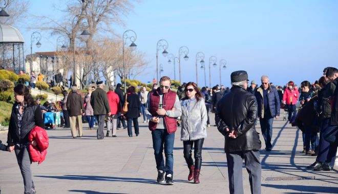 Cum va fi vremea în weekend, la malul mării - vremeinweekend-1648235488.jpg