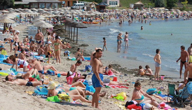 Vreme însorită și caldă, în week-end, pe litoral - vremeplaja-1373033392.jpg